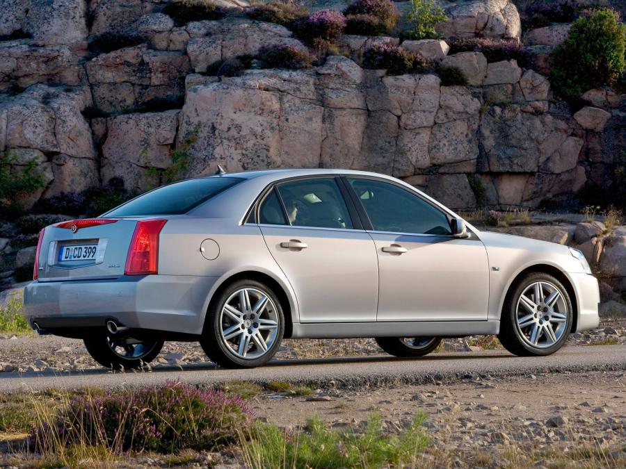  Cadillac BLS 2005 года  (фото 25 из 37)